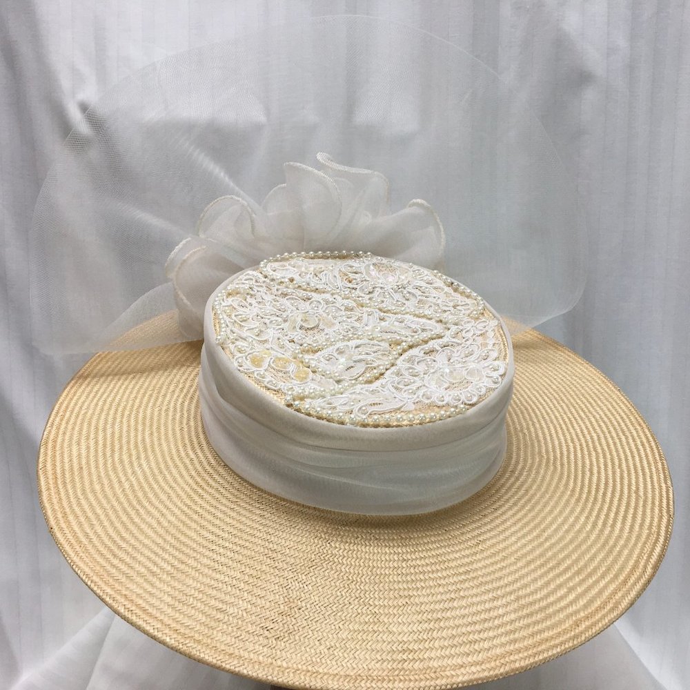 Beige Sonni Straw Hat with White Ruffles & Lace